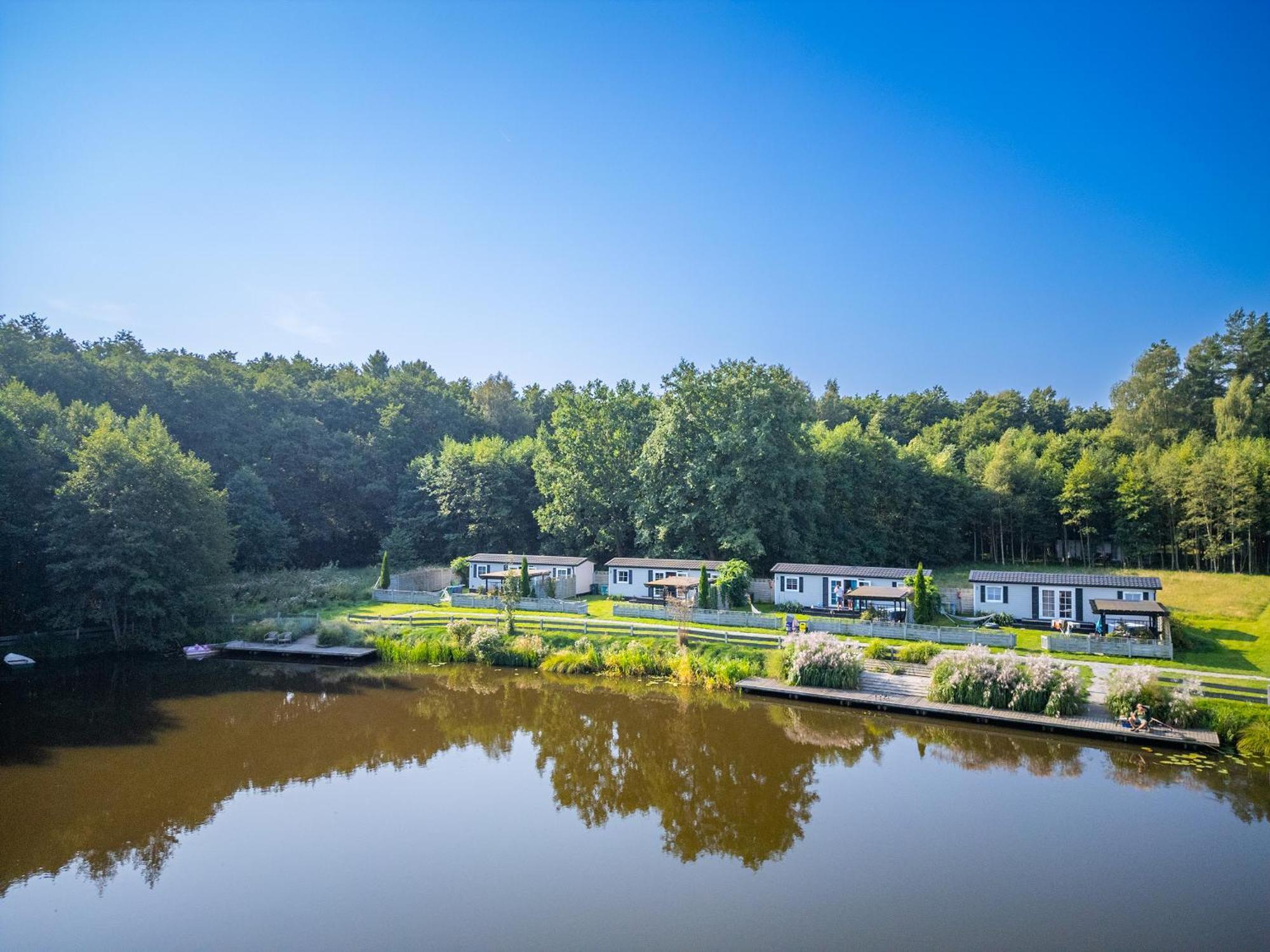 Domki Drewniane Na Splawiu Nad Morzem Darlowo Exterior photo